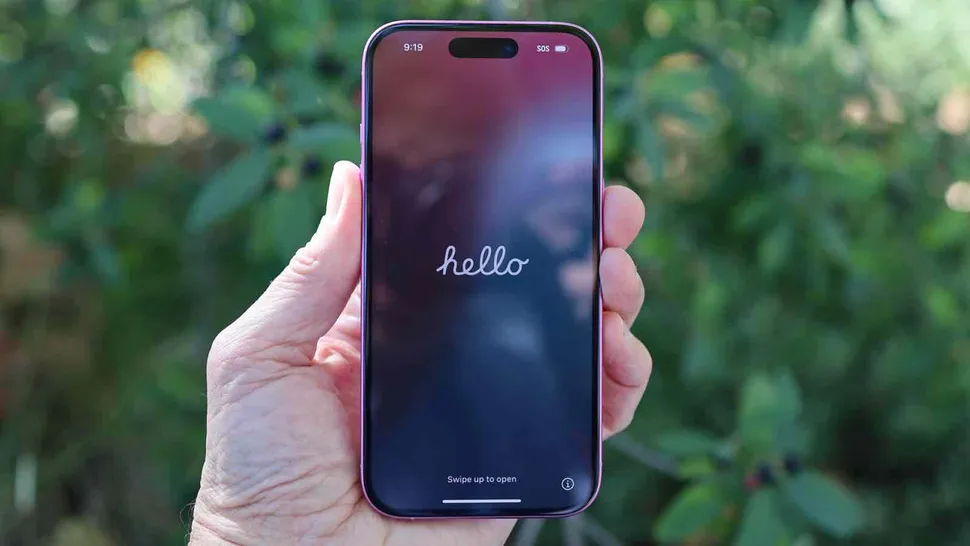 苹果史上最大规模界面改版:玻璃质感界面为重头戏 iPhone 16 Pro价格新低